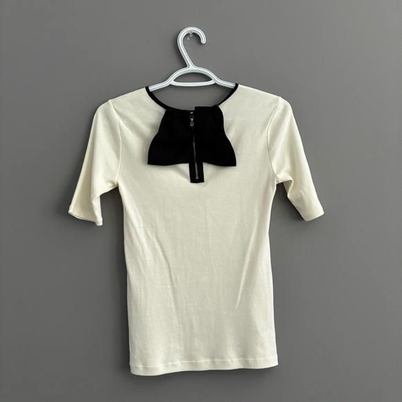 Ann Taylor Petite Small White and Black Cotton Short Sleeve Tee - Picture 4 of 11